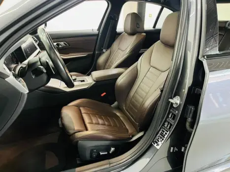 320I  ACTIVE FLEX