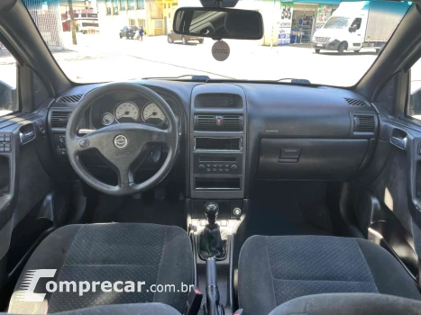 ASTRA 2.0 MPFI ADVANTAGE SEDAN 8V FLEX 4P MANUAL