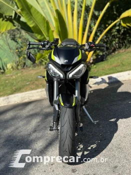Triumph street triple rs