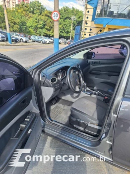 FOCUS 2.0 Ghia 16V