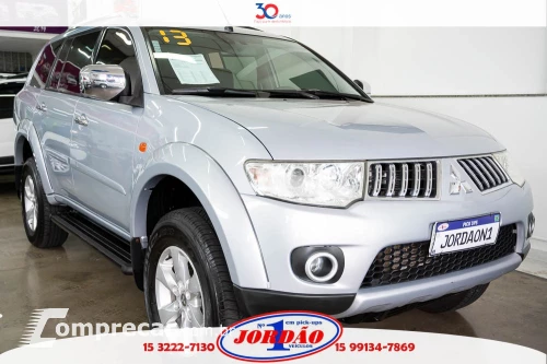 Mitsubishi Pajero DAKAR 3.2 4x4 T.I. Dies. 5p Aut. 4 portas