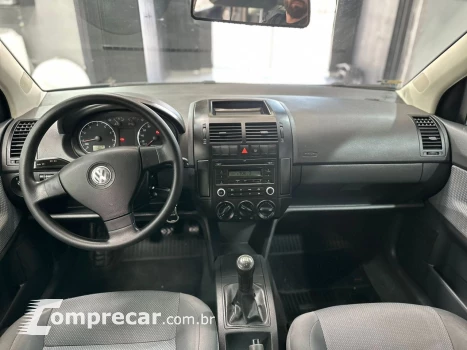 Volkswagen Polo Hatch 1.6 4P FLEX 4 portas