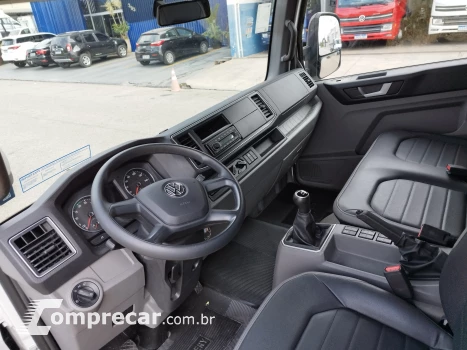Volkswagen Delivery Express+ 3.0 Prime + Baú (Caminhonete)