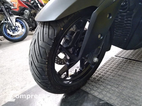 X-MAX 250
