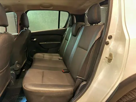 Sandero 1.6 STEPWAY 8V FLEX 4P MANUAL