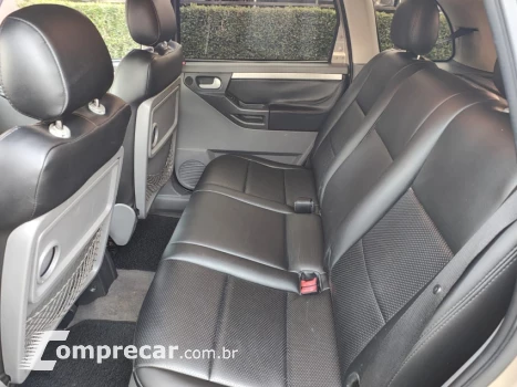 MERIVA 1.8 MPFI Premium 8V