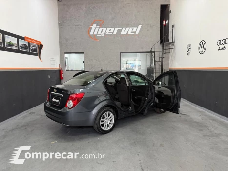 SONIC 1.6 LTZ Sedan 16V