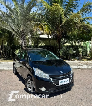 PEUGEOT 208 1.6 16V Griffe 4 portas