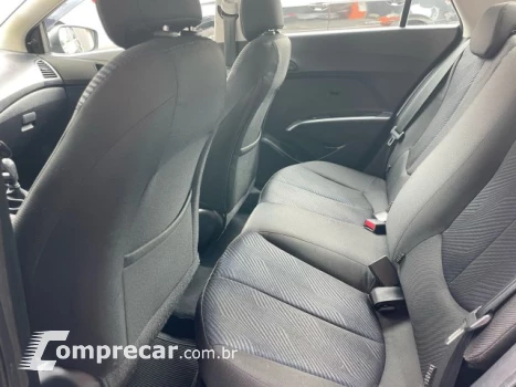 HB20S - 1.6 COMFORT PLUS 16V 4P MANUAL