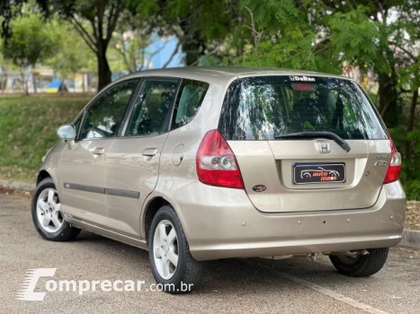 FIT - 1.4 LXL 8V 4P AUTOMÁTICO