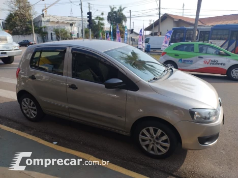 Volkswagen Fox Trend 1.6 4 portas