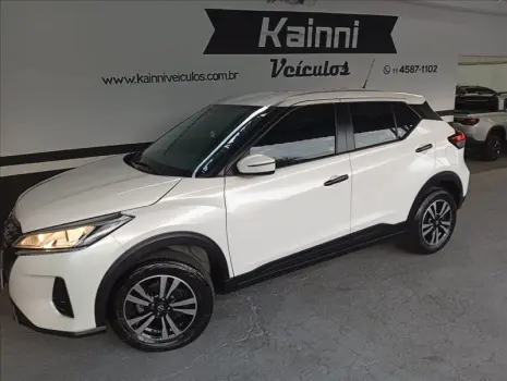 NISSAN KICKS 1.6 16vstart Active 4 portas