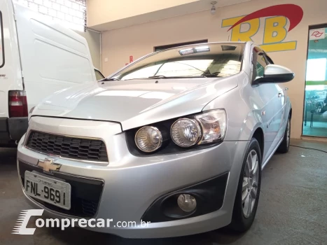 CHEVROLET SONIC 1.6 LTZ Sedan 16V 4 portas