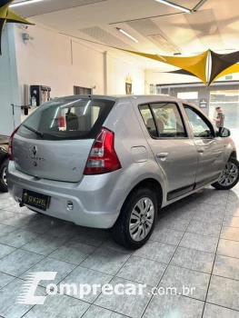 SANDERO EXP 16