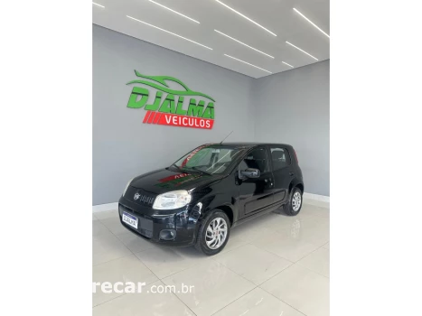 Fiat UNO 1.0 EVO VIVACE 8V FLEX 4P MANUAL 4 portas