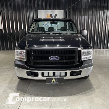 F-250 4.2 XLT 4X2 CS V6