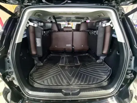 HILUX SW4 2.8 SRX 4X4 7 LUGARES 16V TURBO INTERCOOLER DIESEL