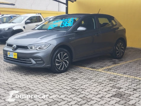 Volkswagen Polo Highline (Aut) (Flex) 4 portas