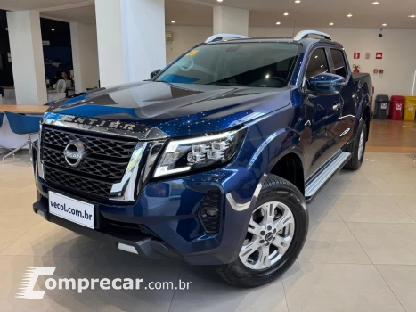 NISSAN Frontier 2.3 16V XE 4X4 CABINE DUPLA BI-TURBO DIESEL AUTOMÁT 4 portas
