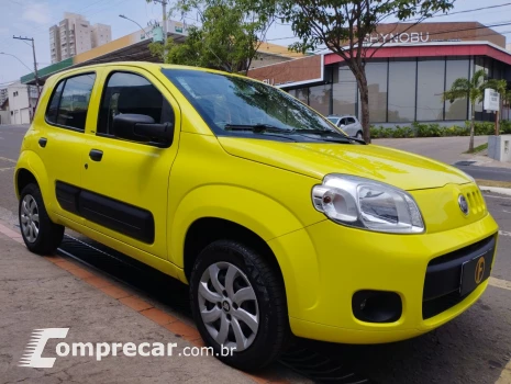 Fiat Uno 1.0 4P FLEX EVO VIVACE CELEBRATION 4 portas