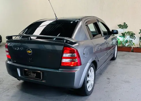 ASTRA 2.0 MPFI Advantage 8V