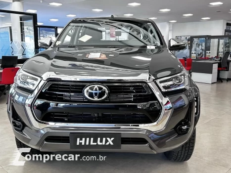 HILUX 2.8 D-4D TURBO CD SRX PLUS 4X4 AUTOMÁTICO