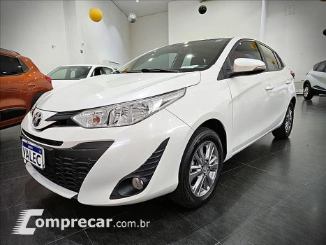 Toyota YARIS 1.3 16V FLEX XL PLUS TECH MULTIDRIVE 4 portas