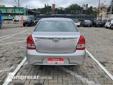 ETIOS 1.5 XLS SEDAN 16V FLEX 4P AUTOMÁTICO