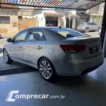 Cerato 1.6 16V Aut.