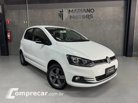 Volkswagen FOX 1.6 MSI TOTAL FLEX CONNECT 4P I-MOTION 4 portas