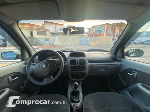 Renault CLIO 1.6 Privilége Sedan 16V 4 portas
