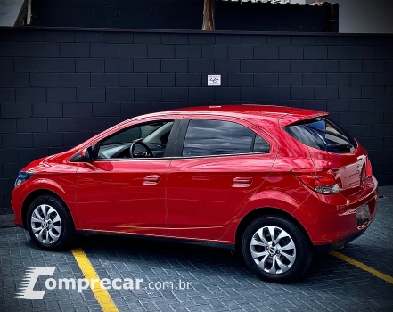 CHEVROLET ONIX 1.4 MPFI LT 8V 4 portas