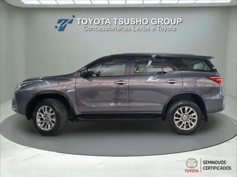 HILUX SW4 2.7 VVT-I SRV 7L 4X2