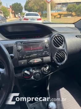 Etios 1.5 XS Hatch