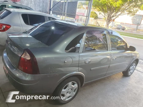 Corsa 1.4 Mpfi Premium Sedan 8V Flex 4P Manual