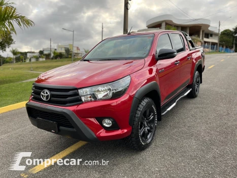 Toyota HILUX 2.8 SR CHALLENGE 4X4 CD 16V DIESEL 4P AUTOMÁTICO 4 portas