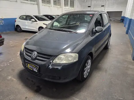 Volkswagen FOX 1.0 MI PLUS 8V FLEX 4P MANUAL 4 portas
