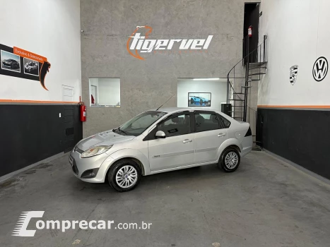 FORD FIESTA 1.6 MPI Class Sedan 8V 4 portas