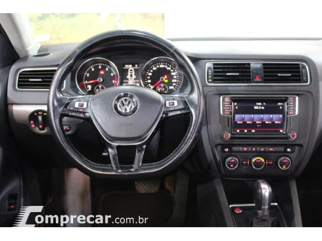 Volkswagen JETTA 1.4 250 TSI TOTAL FLEX COMFORTLINE TIPTRONIC 4 portas