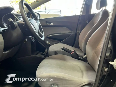 HB20S - 1.6 COMFORT PLUS 16V 4P MANUAL