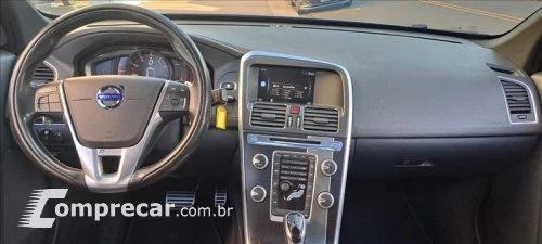 Volvo XC60 2.0 T5 R Design Turbo 4 portas