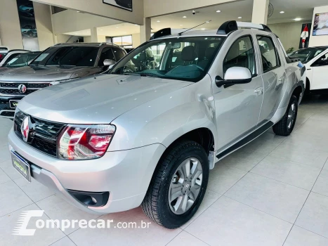 Renault Duster Oroch 2.0 4 portas