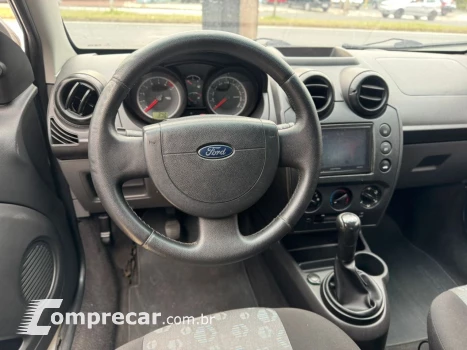 FIESTA 1.6 MPI Class Hatch 8V