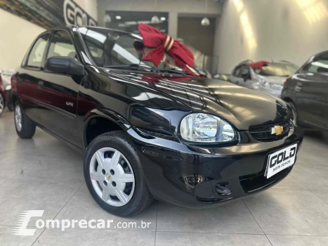 CORSA 1.0 MPFI CLASSIC SEDAN LIFE 8V FLEX 4P MANUAL