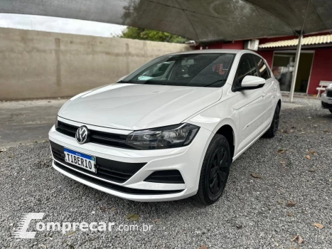 Volkswagen POLO Versão Única 4 portas