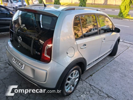 CROSS UP 1.0 TSI 12V