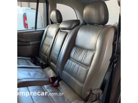 ZAFIRA 2.0 MPFI ELEGANCE 8V FLEX 4P AUTOMÁTICO