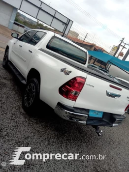 Hilux Caminhonete 2.8 16V SRV 4X4 DIESEL CABINE DUPLA AUTOMÁ