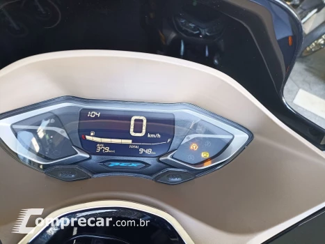 PCX 160 DLX