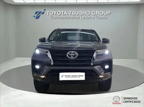 HILUX SW4 2.7 VVT-I SRV 7L 4X2